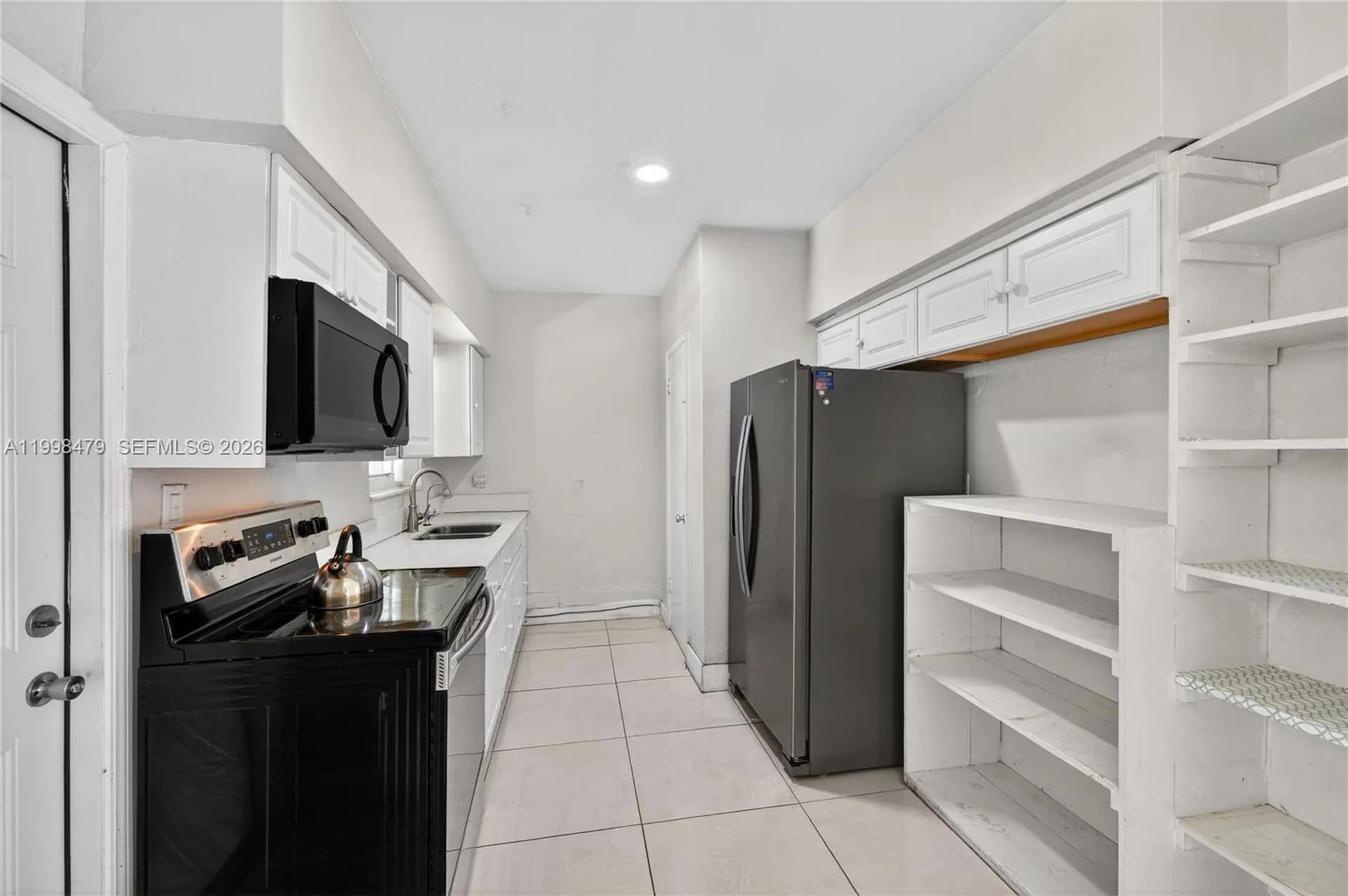 807 SW 26th Court Fort Lauderdale FL 33315