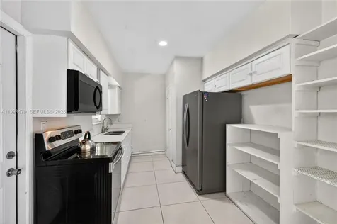 807 SW 26th Court Fort Lauderdale FL 33315