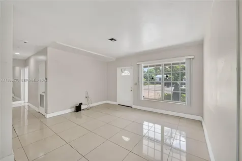 807 SW 26th Court Fort Lauderdale FL 33315