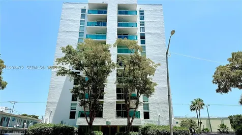 1035 West Avenue Miami Beach FL 33139