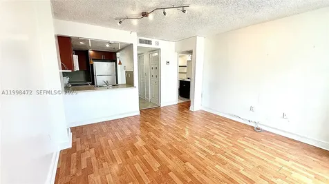 1035 West Avenue Miami Beach FL 33139