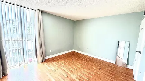 1035 West Avenue Miami Beach FL 33139