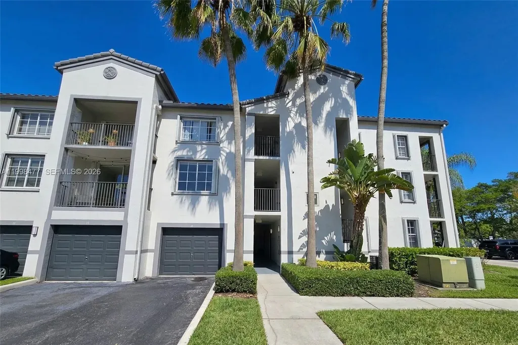 4320 NW 107th Avenue Doral FL 33178