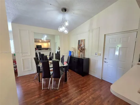 4320 NW 107th Avenue Doral FL 33178