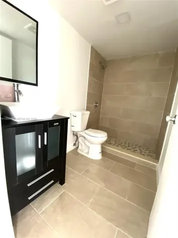 494 NW 165th Street Road Miami FL 33169
