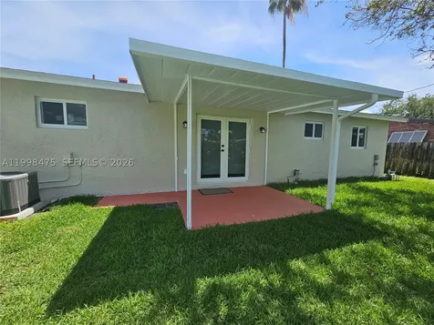 6881 Harding Street Hollywood FL 33024