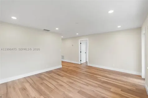 6881 Harding Street Hollywood FL 33024
