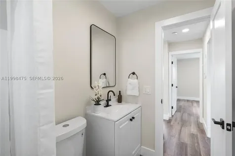 6881 Harding Street Hollywood FL 33024