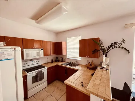 12212 SW 124th Path Miami FL 33186