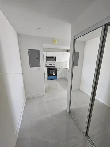7125 Bay Drive Miami Beach FL 33141