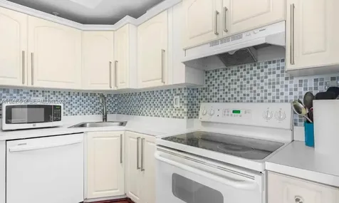 3500 Coral Way Miami FL 33145