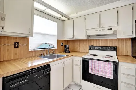 10100 NW 30th Court Sunrise FL 33322