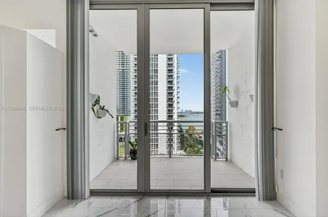 2200 NE 4th Avenue Miami FL 33137
