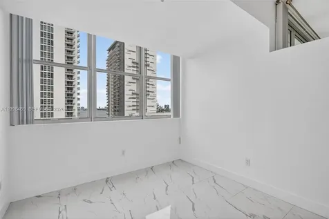 2200 NE 4th Avenue Miami FL 33137