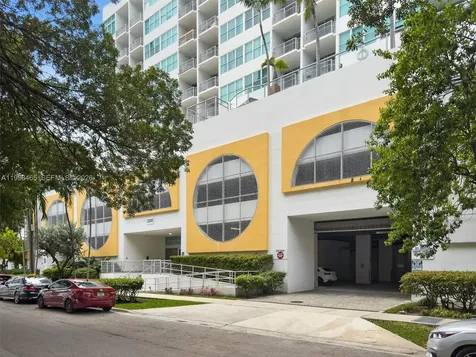 2200 NE 4th Avenue Miami FL 33137