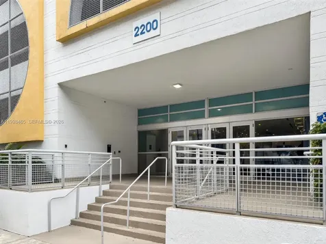 2200 NE 4th Avenue Miami FL 33137