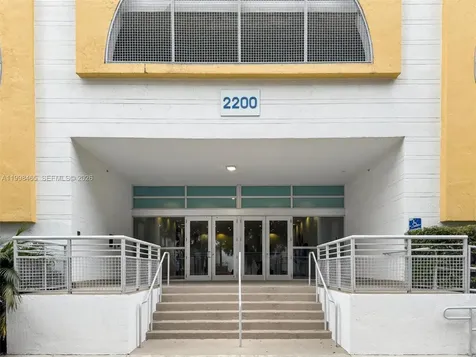 2200 NE 4th Avenue Miami FL 33137