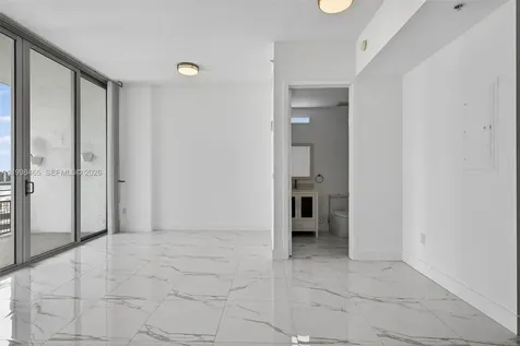2200 NE 4th Avenue Miami FL 33137
