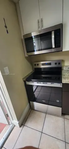 880 E 26th Street Hialeah FL 33013