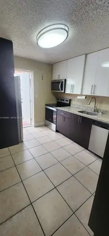 880 E 26th Street Hialeah FL 33013