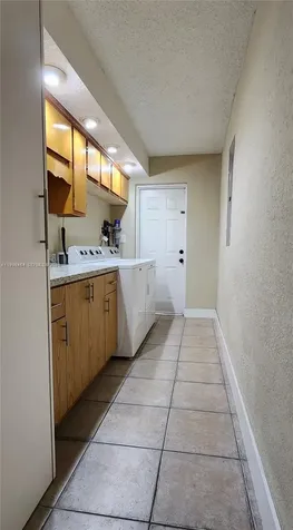 880 E 26th Street Hialeah FL 33013