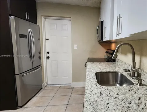 880 E 26th Street Hialeah FL 33013