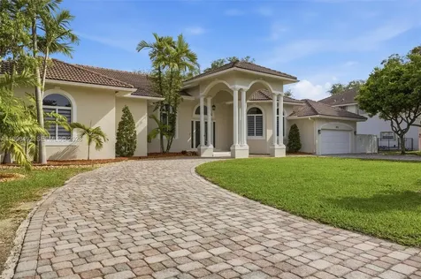 9717 SW 94th Terrace Miami FL 33176