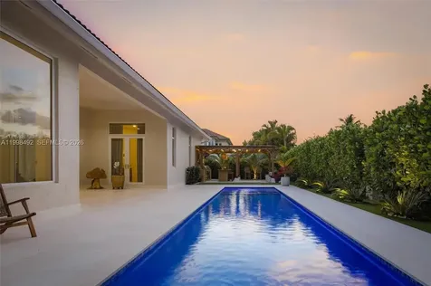 9717 SW 94th Terrace Miami FL 33176