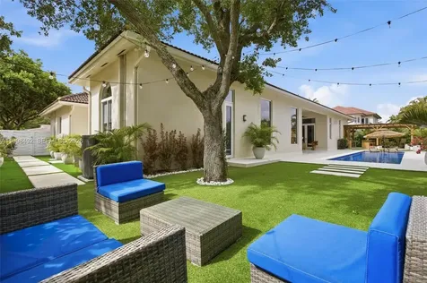 9717 SW 94th Terrace Miami FL 33176
