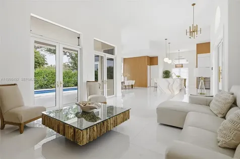 9717 SW 94th Terrace Miami FL 33176