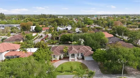 9717 SW 94th Terrace Miami FL 33176