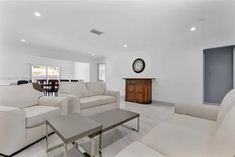 11841 NW 30th Place Sunrise FL 33323