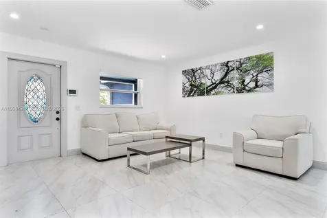 11841 NW 30th Place Sunrise FL 33323