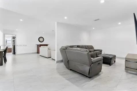 11841 NW 30th Place Sunrise FL 33323