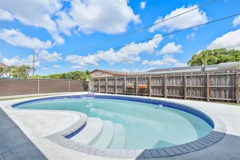 11841 NW 30th Place Sunrise FL 33323
