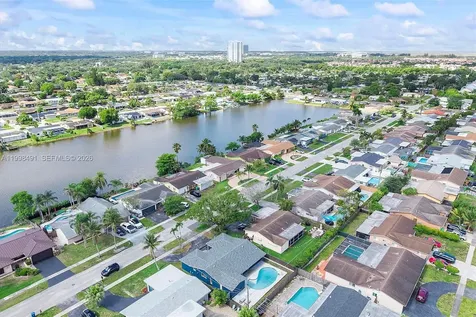 11841 NW 30th Place Sunrise FL 33323