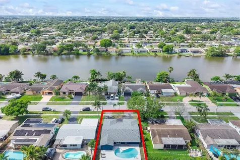 11841 NW 30th Place Sunrise FL 33323