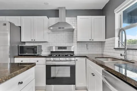 11841 NW 30th Place Sunrise FL 33323