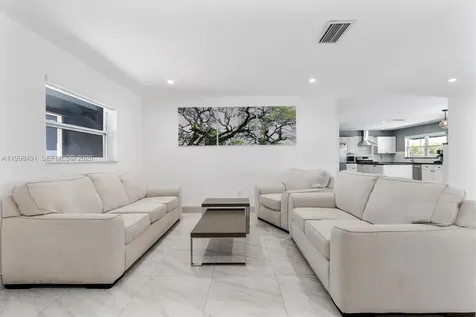 11841 NW 30th Place Sunrise FL 33323