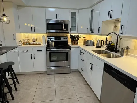 3600 Mystic Pointe Drive Aventura FL 33180