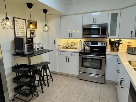 3600 Mystic Pointe Drive Aventura FL 33180