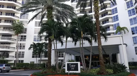 3600 Mystic Pointe Drive Aventura FL 33180