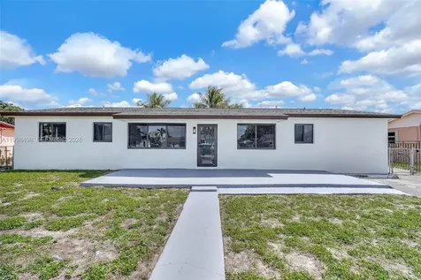 2980 NW 210th Terrace Miami Gardens FL 33056