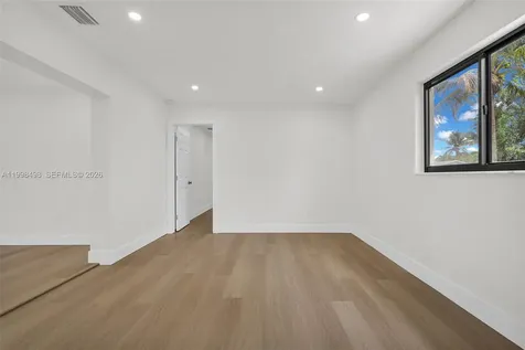 2980 NW 210th Terrace Miami Gardens FL 33056