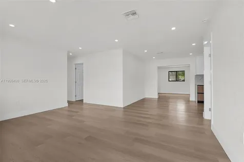2980 NW 210th Terrace Miami Gardens FL 33056