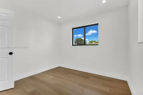 2980 NW 210th Terrace Miami Gardens FL 33056