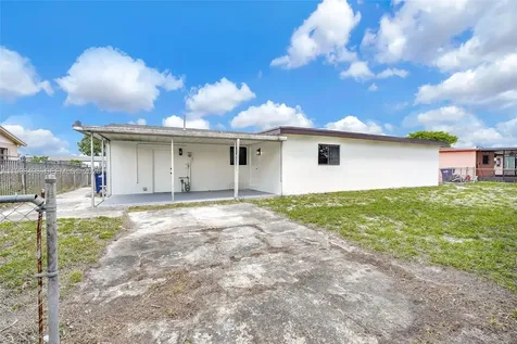 2980 NW 210th Terrace Miami Gardens FL 33056