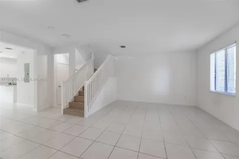 640 NE 207th Street Miami FL 33179