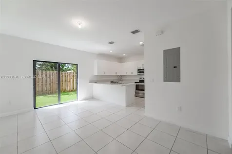 640 NE 207th Street Miami FL 33179