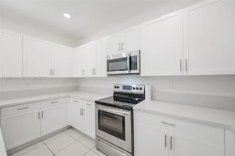 640 NE 207th Street Miami FL 33179